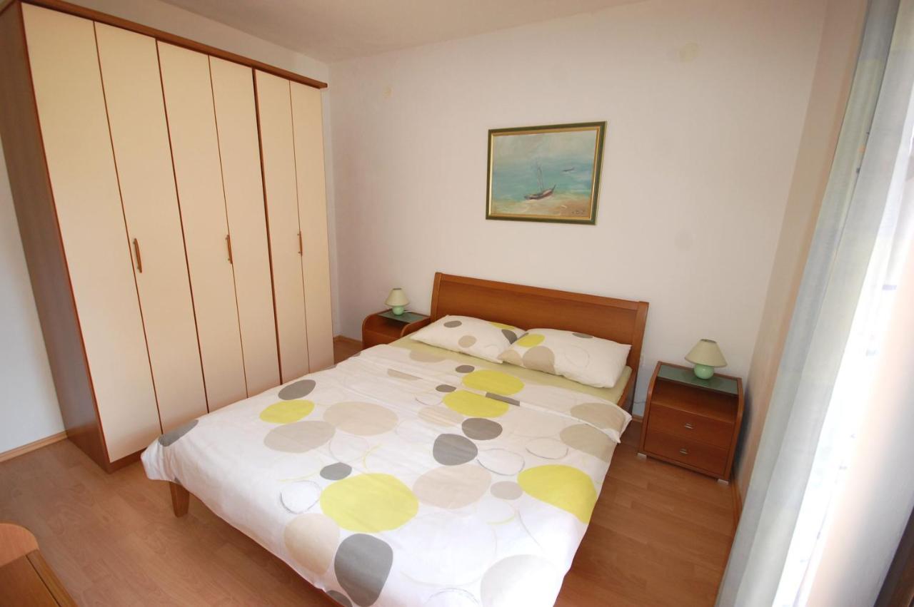 Apartments Andrea By El-Pi Tours Njivice Kültér fotó